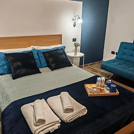 לינה וארוחת בוקר Ament's 4*